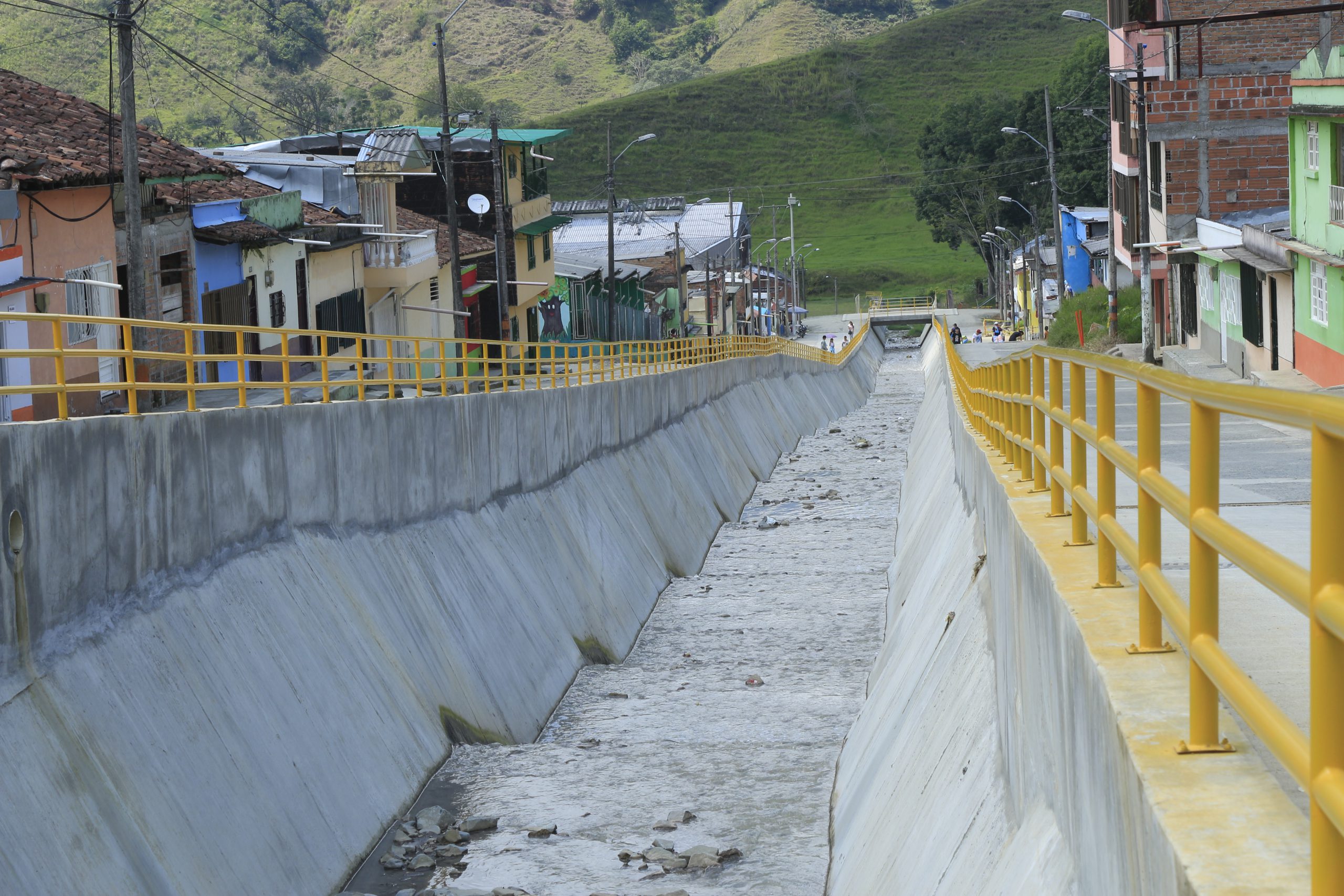 Proyecto de consultoría en agua potable - Agua XXI Ingeniería